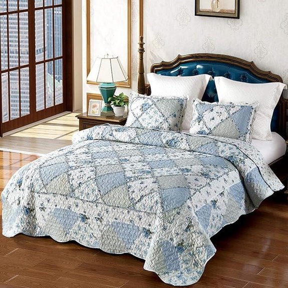 VIVILINEN Blue Floral Patchwork Quilt Set (3 Pieces)