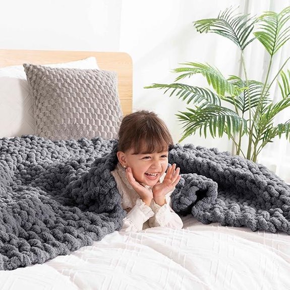 Clootess Chunky Knit Blanket Chenille Throw