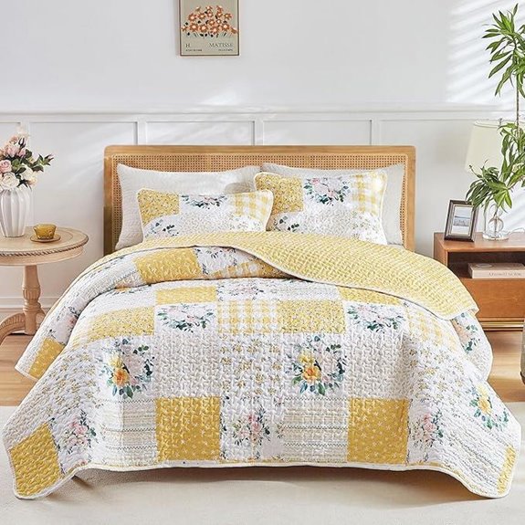Joyreap Floral Quilt Set with Pillow Shams