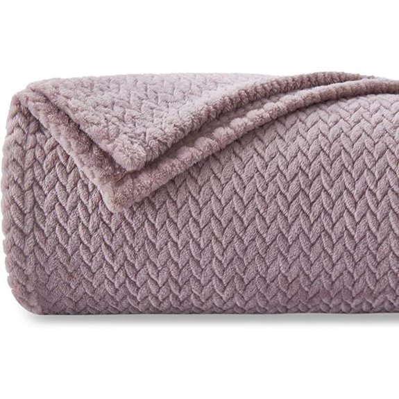NewCosplay Light Purple Flannel Throw Blanket