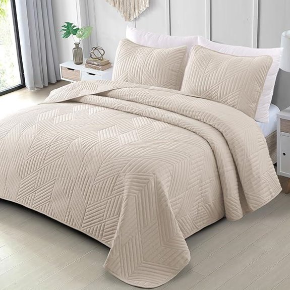 Exclusivo Mezcla Ultrasonic Queen Bedding Set with Shams